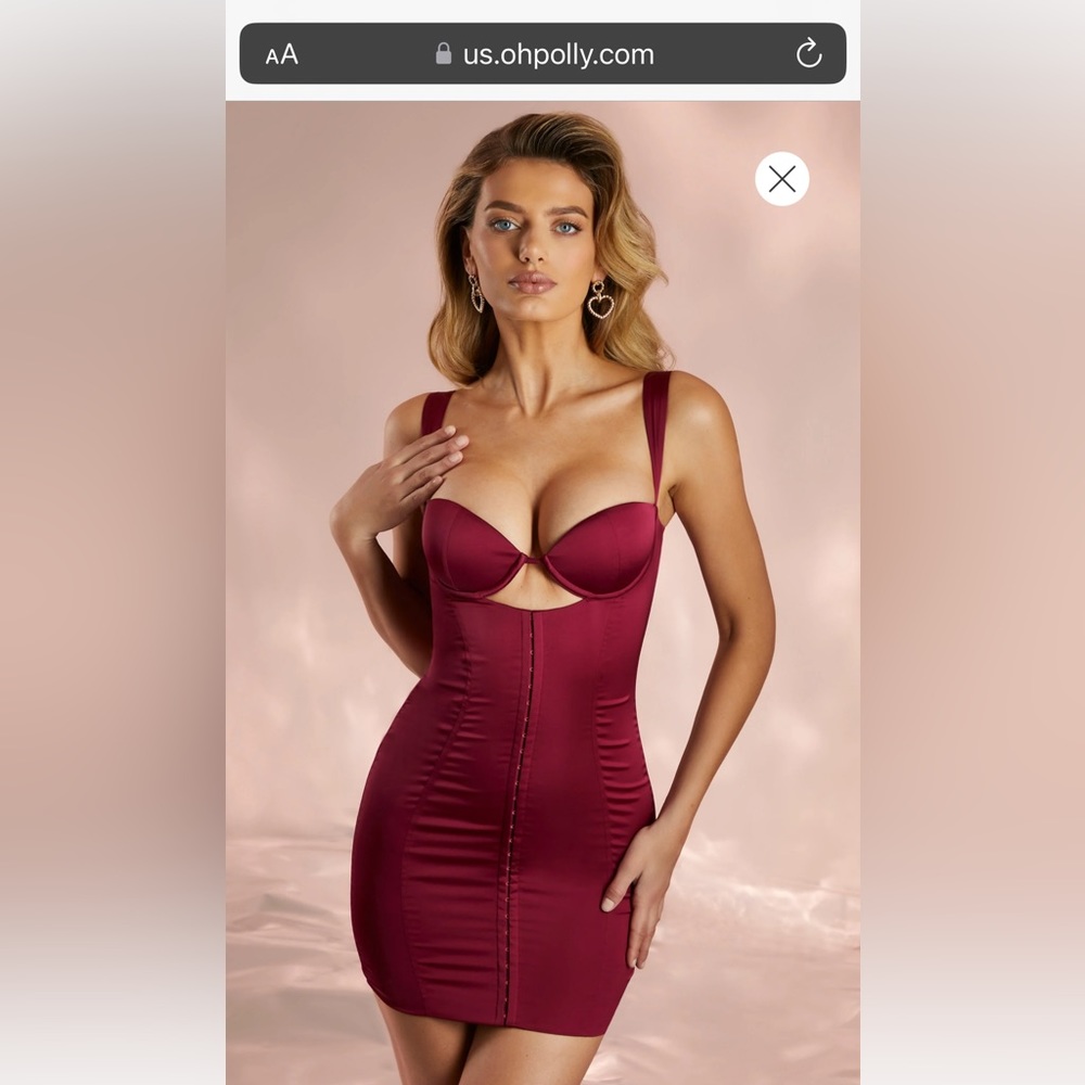 Oh Polly INFATUATION
Cut Out Satin Mini Dress in Wine size uk 10 / us 6